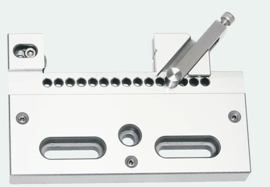 Manual magnetic EDM vise